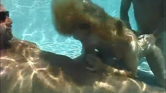 Jasmine lynn underwater 3some